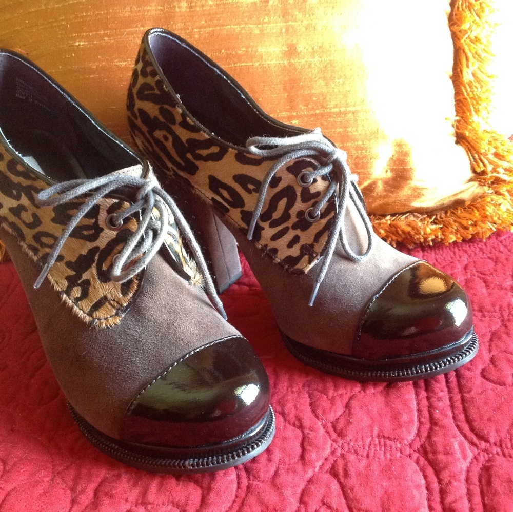 COPY - Platform Pony Fur Leopard,Studded Heel,Pat Leather